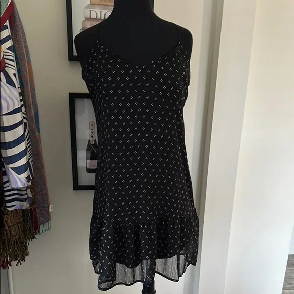 Old Navy Black with White Diamond detail Mini dress Size Small - Picture 2 of 8